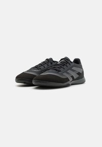 adidas Performance PREDATOR LEAGUE IN - Botines de fútbol sala - core black/carbon