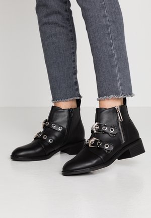 Ankle boot