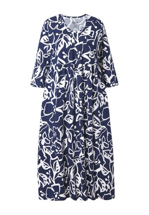 Marineblå kjole med hvidt blomsterprint, v-udskæring, 3/4-ærmer og indsnævret talje. Fremstillet af blødt, let stof.
