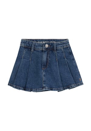 Donkerblauwe geplooide spijkerrok met ceintuurlussen en een knoopsluiting aan de voorkant.