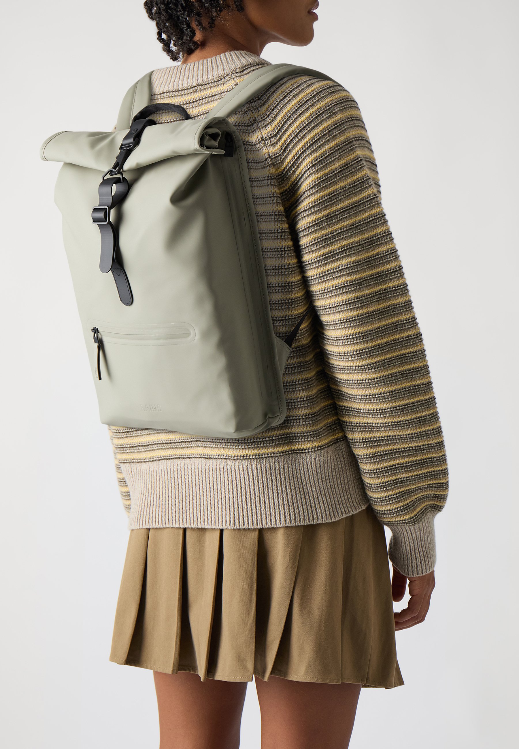 NEW  RAINS Rolltop Rucksack W3 Backpack in Drift Rains Rolltop Rucksack Large Drift Backpack - FREE 24h  main image 4