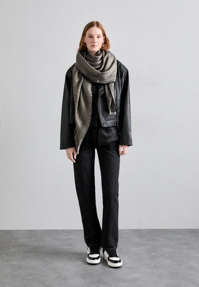 Zadig & Voltaire GLENN MONOGRAM  - Lakats - street