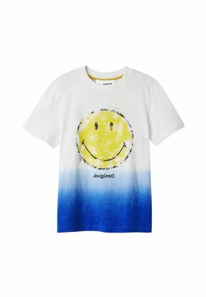 Wit en blauw gradient T-shirt met een grote verweerde gele smiley en het woord "Desigual" ondersteboven gedrukt onder het gezicht.