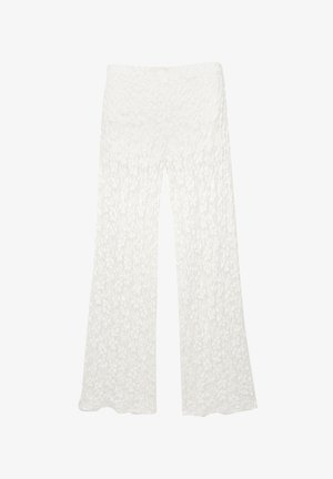 Biele krajkové rozšírené nohavice s textúrovaným kvetinovým vzorom, s širokým strihom a elastickým pásom pre pohodlie.