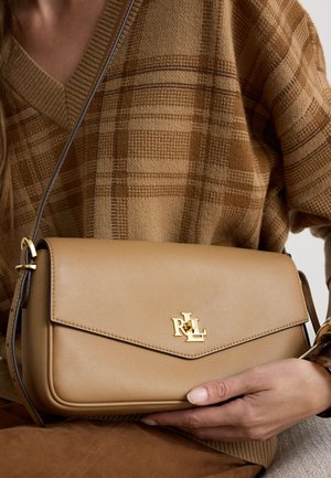 Lauren Ralph Lauren, NAPPA LEATHER MEDIUM FARRAH SHOULDER BAG - Τσάντα χειρός - camel