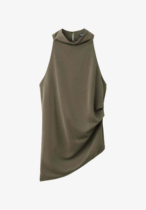 Asimetrična maslinasto zelena haljina bez rukava s visokim okovratnikom i naboranim detaljem na desnoj strani, zatvarač na leđima.