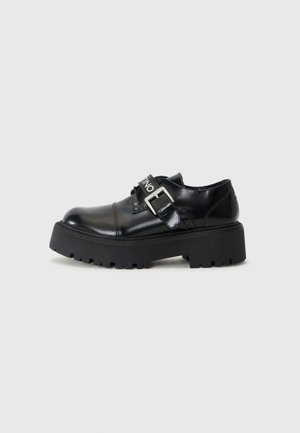 Lace-ups - black