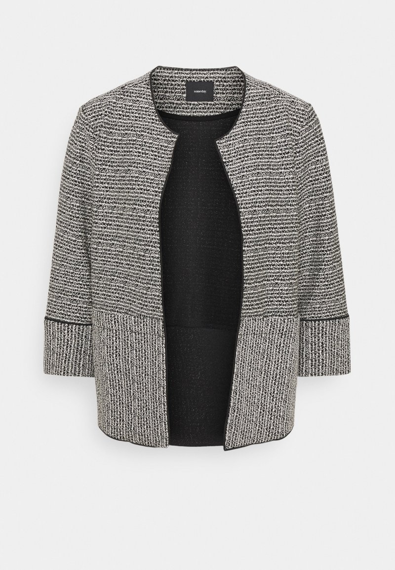 Zwart-witte tweed jas met een ronde hals, lange mouwen en een open voorkant. Kenmerkt zich door een gestructureerd patroon en een effen zwarte binnenkant.