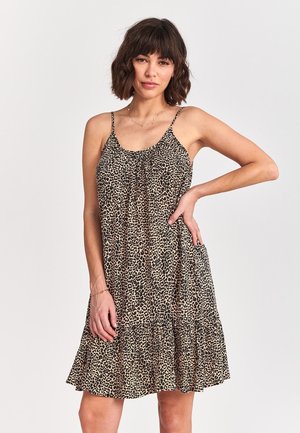 Sukienka letnia - toasted almond beige