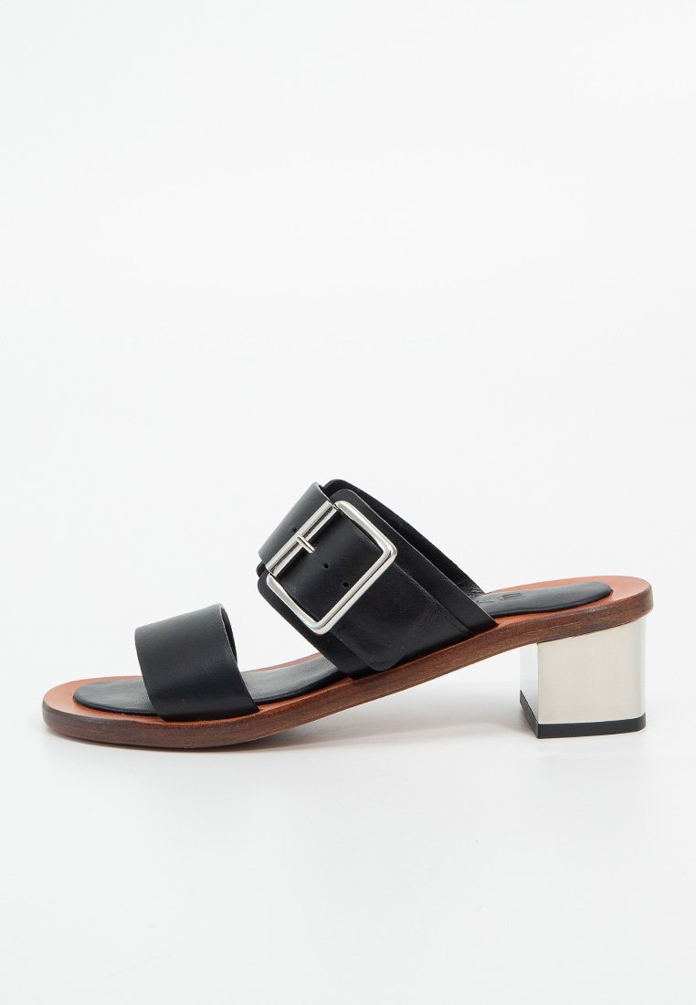 BY FAR Muiltjes met hak zwart BY FAR Muiltjes met hak zwart