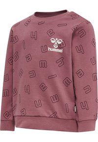 Vinröd sweatshirt med ett geometriskt mönster av bokstäver och siffror, med en vit logotyp på bröstet samt ribbade muddar och nederkant.