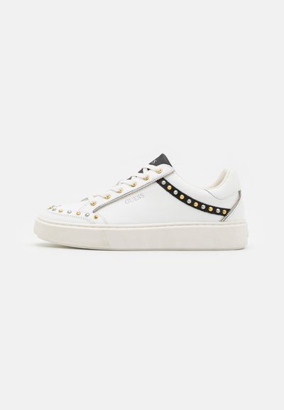 guess salerno studs