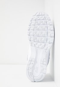 Nike Sportswear P 6000 - Tenisice - white/platinum tint