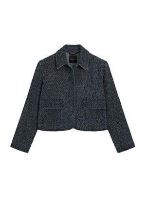 Kurze Jacke aus dunkelblauem Gewebestoff mit strukturierten Oberfläche, ausgestattet mit einem spitzen Kragen und zwei aufgesetzten Fronttaschen.