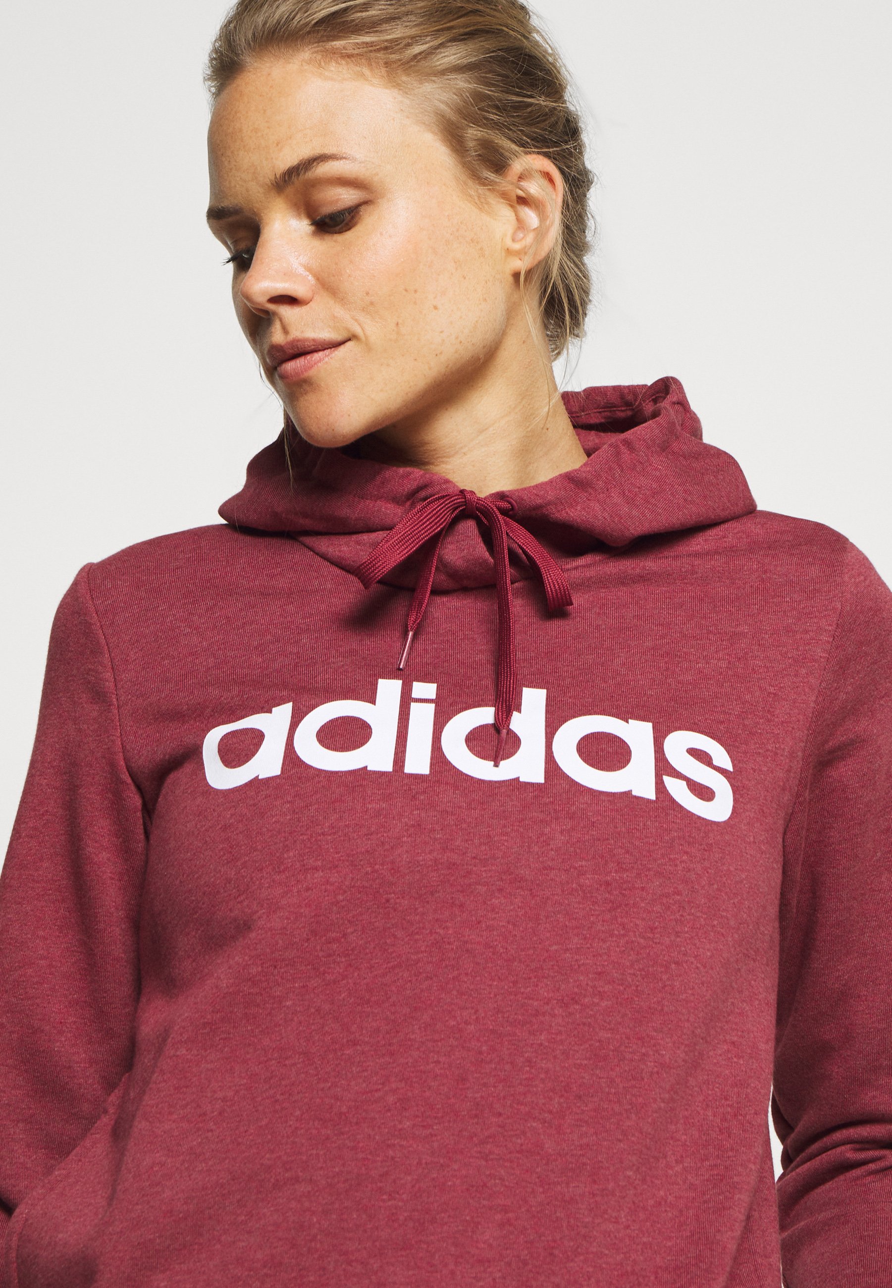 adidas Performance ESSENTIALS LINEAR SPORT HODDIE adidas Performance ESSENTIALS LINEAR SPORT HODDIE