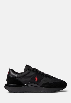 TRAIN 89 TOP - Trainers - triple black/red