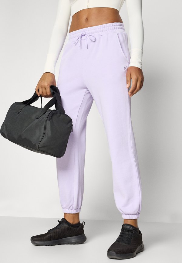 WEEKEND BAGGY JOGGER - Tracksuit bottoms - washed lilac lotus4