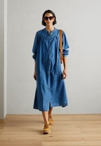 Lollys Laundry DRESS - Jeansklänning - blue
