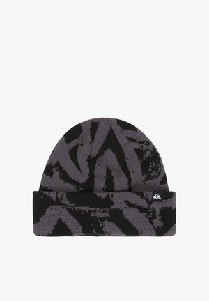 Schwarze und dunkelgraue Strick-Beanie mit abstraktem Muster und kleinem umgeschlagenem Bund mit kleinem Stoff-Logoetikett vorne rechts.