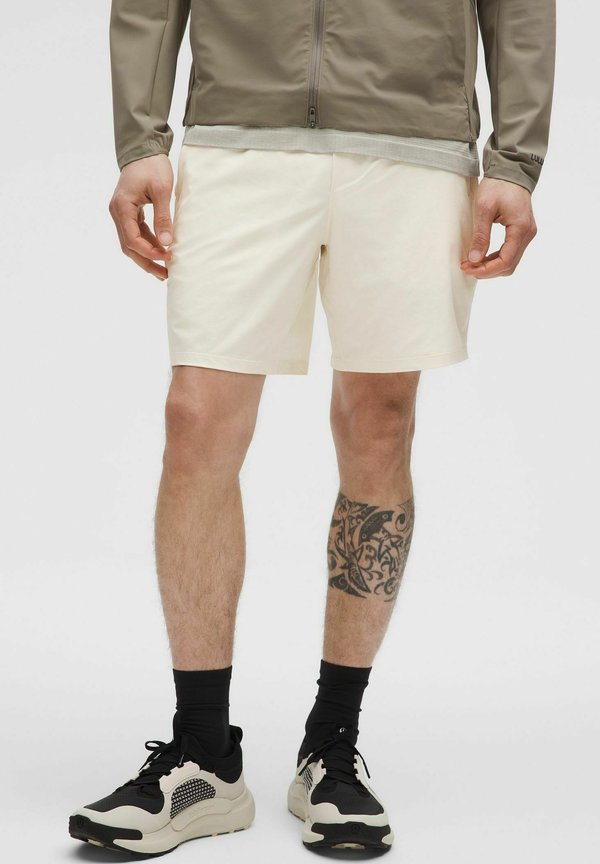 PACE BREAKER LINED 18CM - Kurze Sporthose - Light Ivory