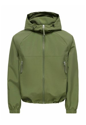Veste à capuche vert olive avec fermeture éclair à l'avant, deux poches latérales zippées, poignets élastiques et cordons ajustables sur la capuche.