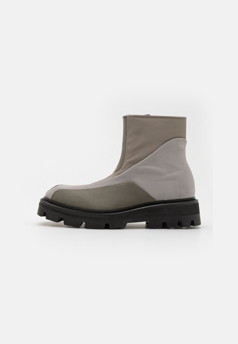 GmbH - ARAS PATCHWORK BOOT UNISEX - Plateaustiefelette - khaki, Vergrößern