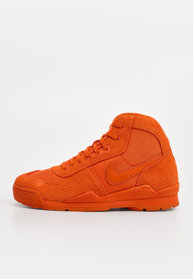 Zapatillas altas