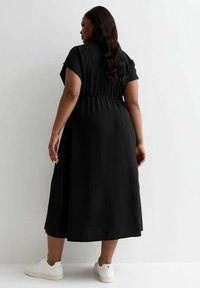 New Look Curves CURVES SHORT SLEEVE DRAWSTRING MIDI  - Shirt dress - black