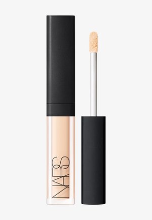 RADIANT CREAMY CONCEALER - Concealer - madeleine
