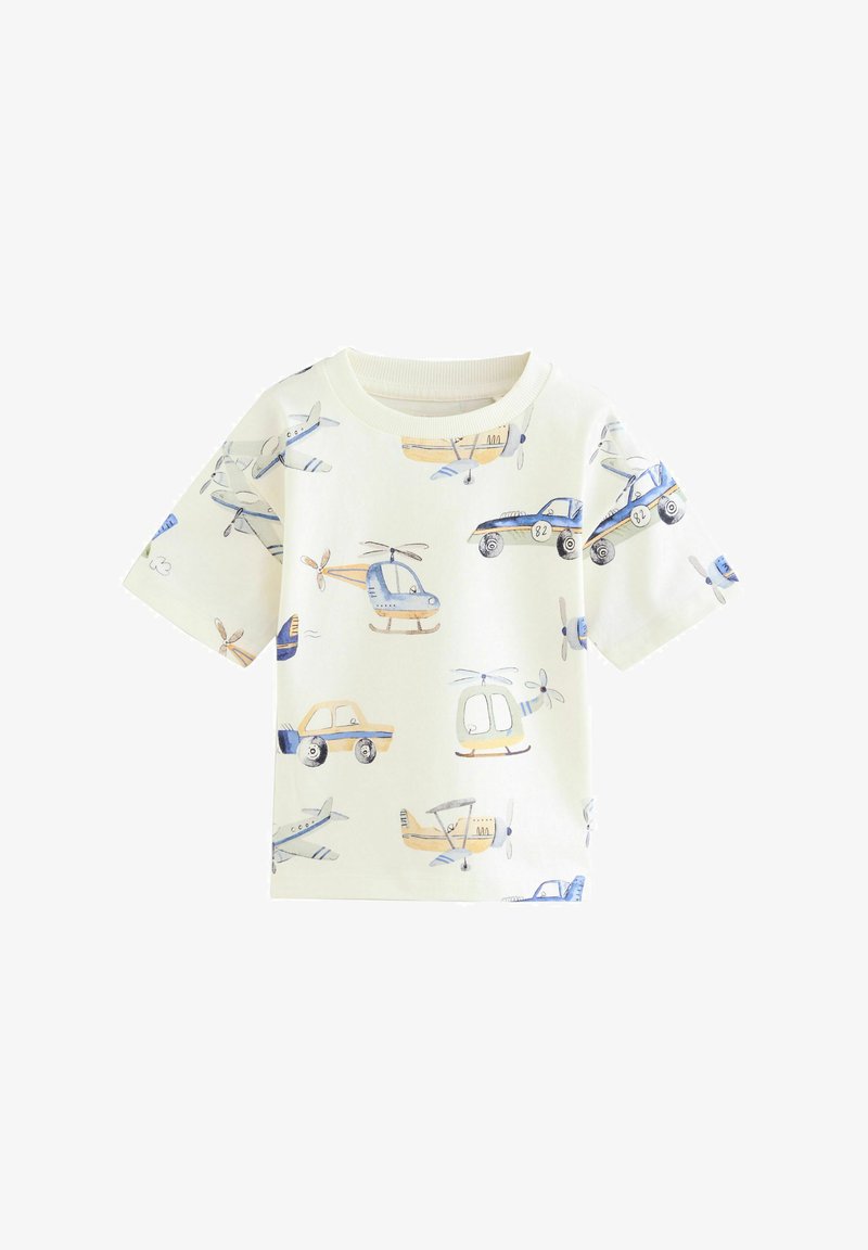 Weißes Kinderhemd mit kurzen Ärmeln, bedruckt mit blauen und gelben Cartoon-Autos, Hubschraubern und Flugzeugen.