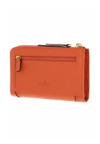 Portefeuille texturé orange avec compartiment zippé, doté d'une protection RFID, d'une quincaillerie couleur or, et d'un design rectangulaire mince.