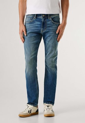 TRACK - Jeans Straight Leg - tinted medium gymdigo