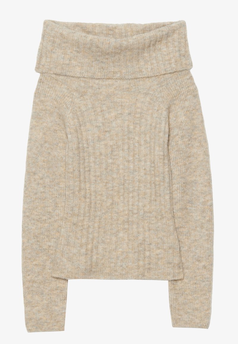 Pull beige en maille côtelée, épaules dénudées, manches longues et large col plié.