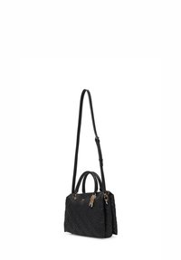 Borsa a tracolla nera trapuntata con doppio manico e tracolla removibile, dotata di dettagli in ottone dorato e forma strutturata, con motivo in rilievo sulla superficie.