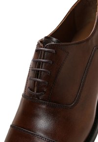 Derimod Business sko - brown