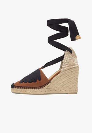 Castañer, CURTIS - ESPADRILLES - Zapatos de salón con cordones - cognac