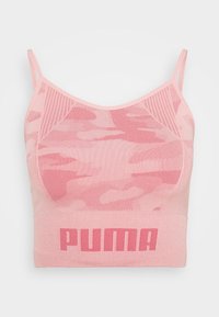Pink sports-bh med camouflage mønster, ribbet kant og justerbare stropper. Har dristig "PUMA" branding i en kontrastfarve.
