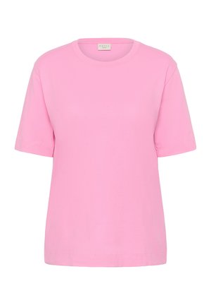 Prosty jasnoróżowy bawełniany t-shirt z krótkim rękawem, okrągłym dekoltem, prostym dołem i małą metką przy szyi.