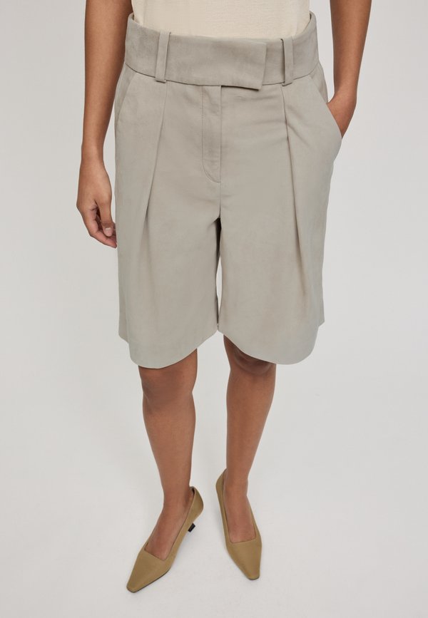 LEA - Lederhose - heller stein