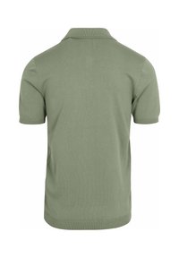 Olijfgroene polo shirt, korte mouwen, ribbelkraag en -manchetten, gebreide textuur, rechte onderkant, geen zichtbare merk- of patroon op de achterkant.