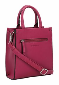 Sac à main en simili cuir rose avec deux poignées courtes, une bandoulière amovible et une poche zippée à l'avant. Présente un détail de bord noir.