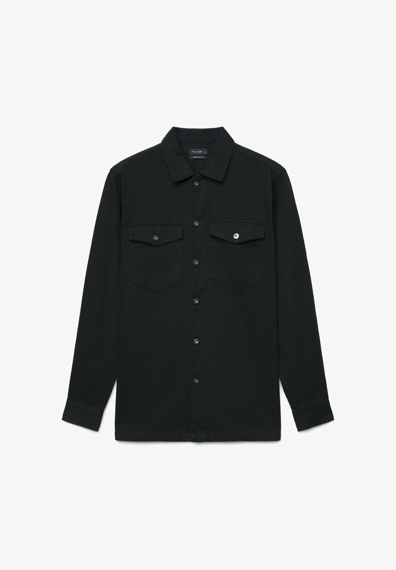 Schwarzes langärmliges Hemd aus Baumwolle mit vorderer Knopfleiste, zwei Brusttaschen und klassischem Kragen.