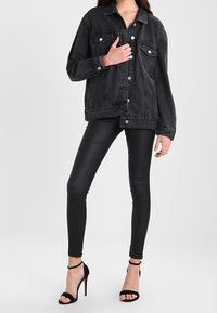 Missguided Jeansjacka - black