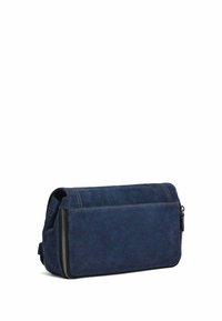 Borsa rettangolare blu scamosciato con chiusura superiore a zip, cuciture a contrasto e design strutturato. Texture liscia con un colore solido.