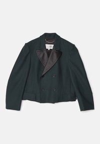 Lühike kahe nööbiga jope tumesinisest villast, musta satiinist pintsaklapiga, millel on kaks eesmist taskut ja mustad nööbid.