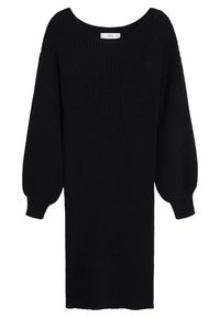 Robe en tricot noir côtelé avec un décolleté large, des manches longues et une silhouette droite s'étendant jusqu'aux mi-mollets. Détail de texture subtile.