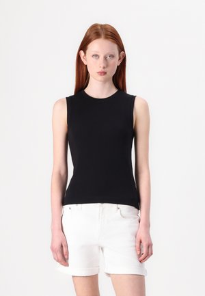 GAP Top - black