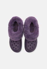 Crocs FUREVER CRUSH UNISEX - Boots à talons - dark iris