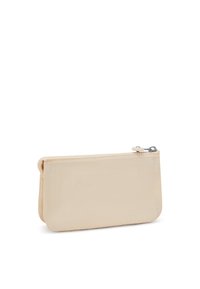 Beige platte tas van glad stof, met een ritssluiting aan de bovenkant en gestikte randen voor duurzaamheid. Compacte en rechthoekige vorm.