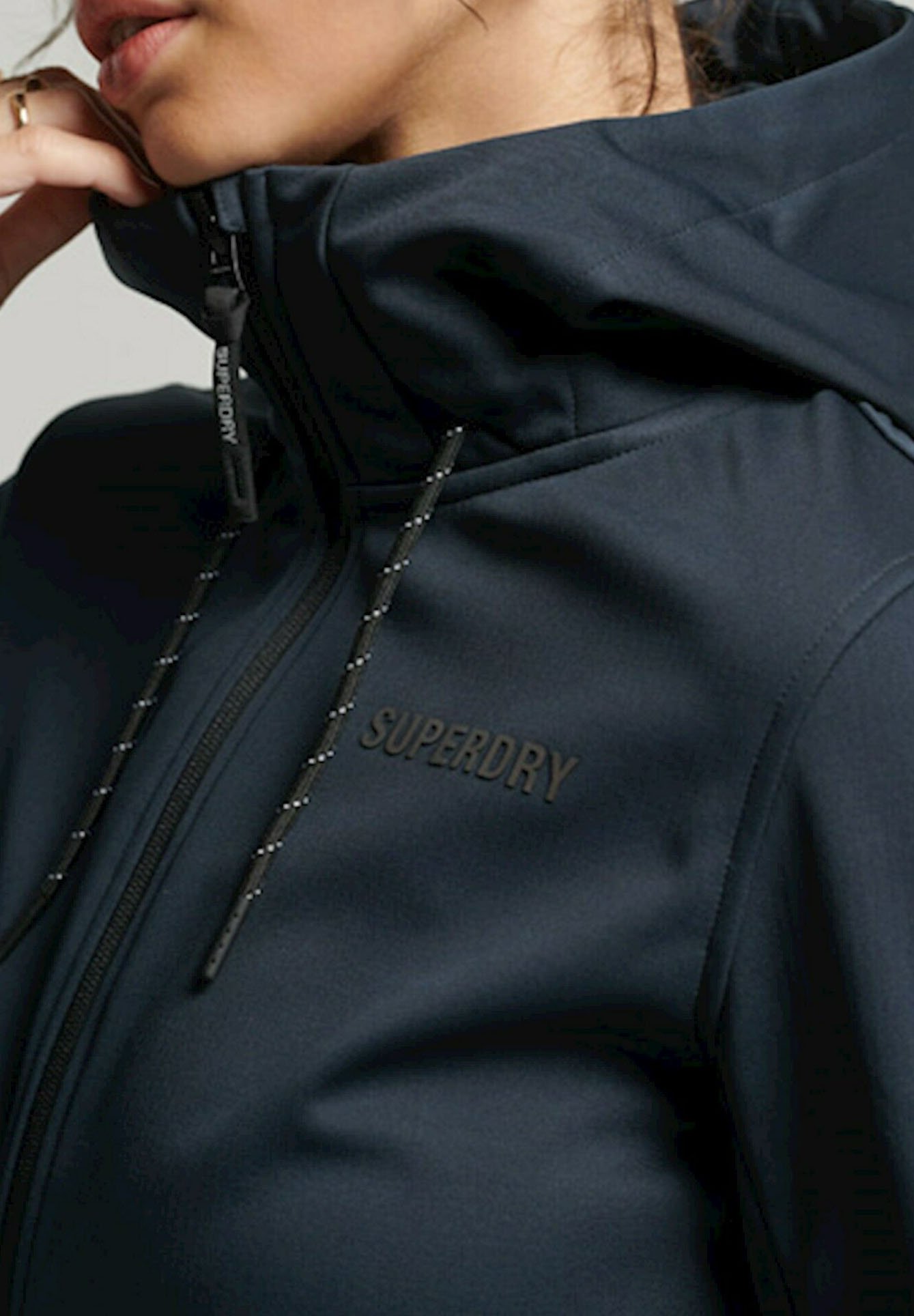 Superdry CODE TECK SOFTSHELL - Summer 